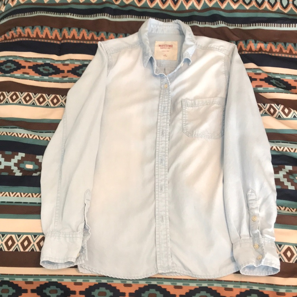 Light Wash Chambray Button Up Shirt